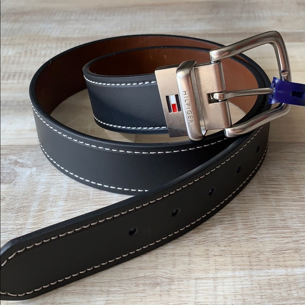 Tommy Hilfiger Reversible Black/Brown Leather Belt